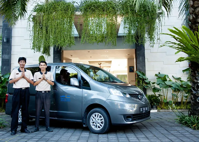 Umalas & Apartahotel 3*